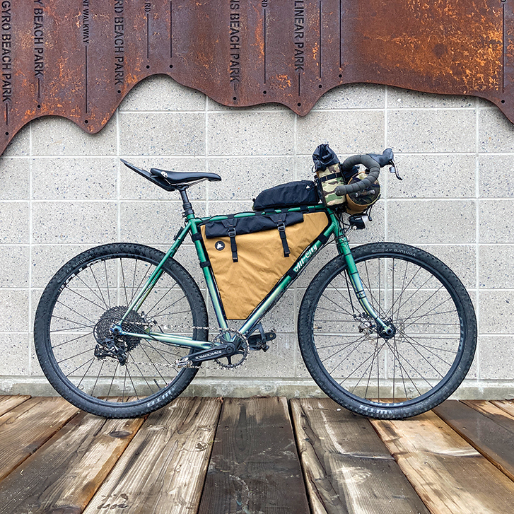 Custom frame bag by Shaka Packs