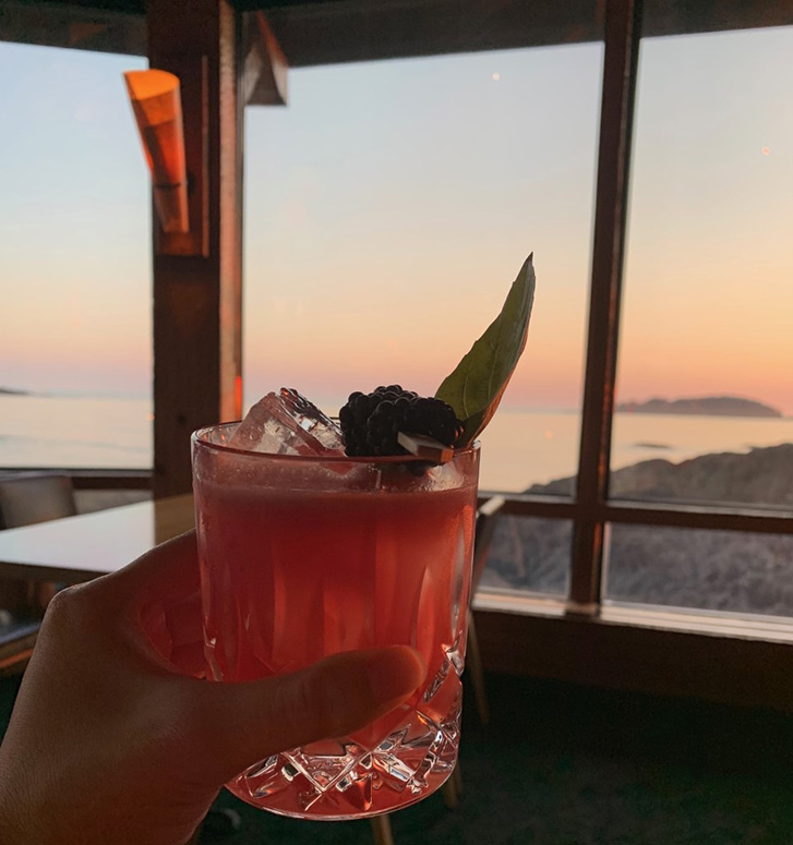 Alyssa Hirose_Cocktail with a sunset view at the Pointe Restaurant