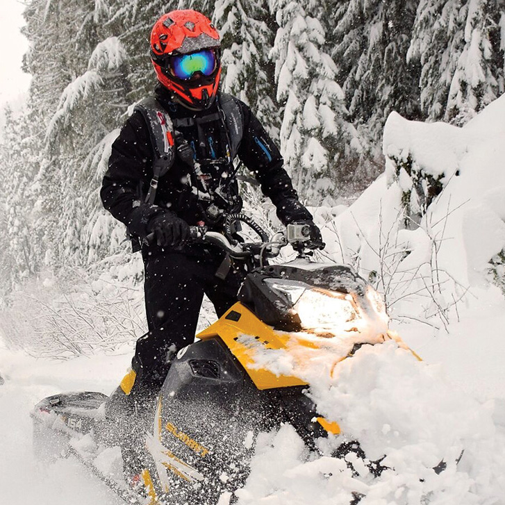 Even ATV newbies can quickly tackle the slopes with Blackcomb Snowmobile, as our managing editor discovered
