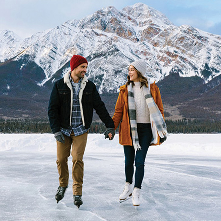 A gorgeous outdoor skating track with a hockey rink in the centre at Pyramid Lake Lodge