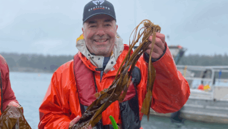 Robert Napoli, CFO and Michael Williamson, CEO, holding Alaria Marginata