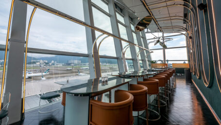 Hong Kong International Airports new Intervals Sky Bar and Restaurant