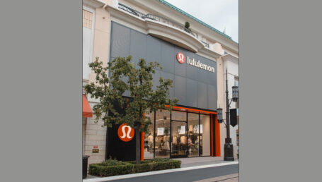 Lululemon's Q1 results beat expectations, but the stock stayed flat